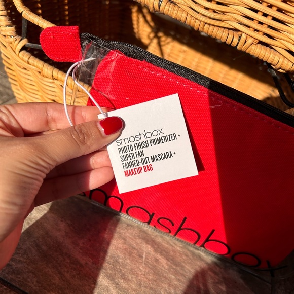 NWT Smashbox Makeup Bag - Picture 3 of 3
